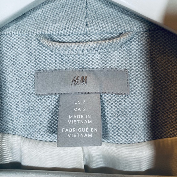 H&M Shawl Collar Blazer Open Front | 3/4 Cinched Sleeve | Grey Woven Fabric Sz 2 - Picture 5 of 6
